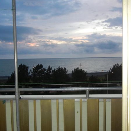 Apartment Irma Rustaveli 57 Батуми Екстериор снимка