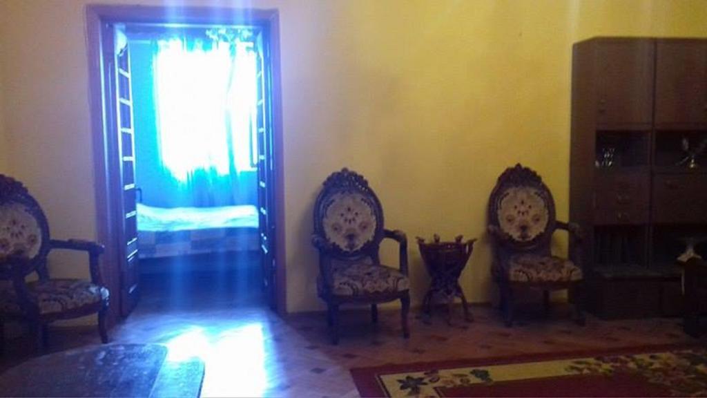 Apartment Irma Rustaveli 57 Батуми Екстериор снимка