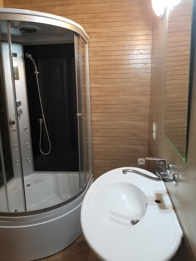 Apartment Irma Rustaveli 57 Батуми Екстериор снимка